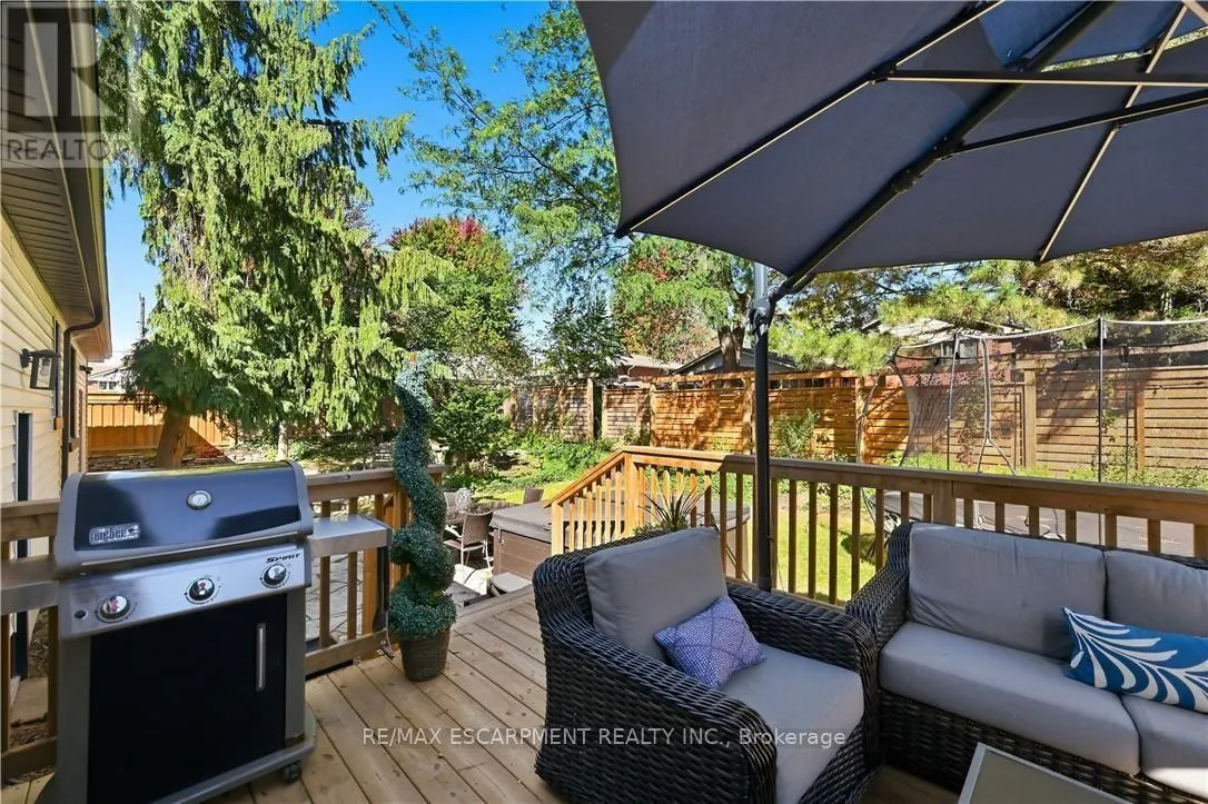 869 CONDOR DRIVE