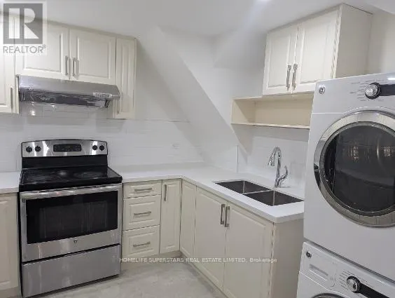 BASEMENT APARTMENT - 26 GLENMORE CRESCENT