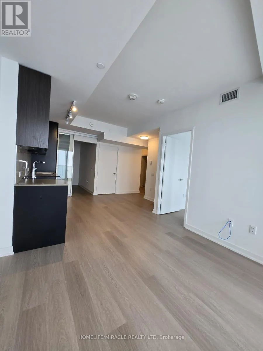 5106 - 3883 QUARTZ ROAD