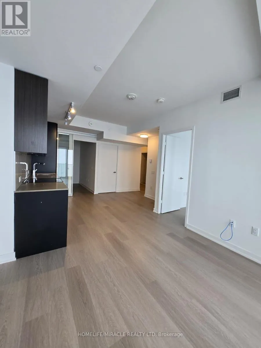 5106 - 3883 QUARTZ ROAD