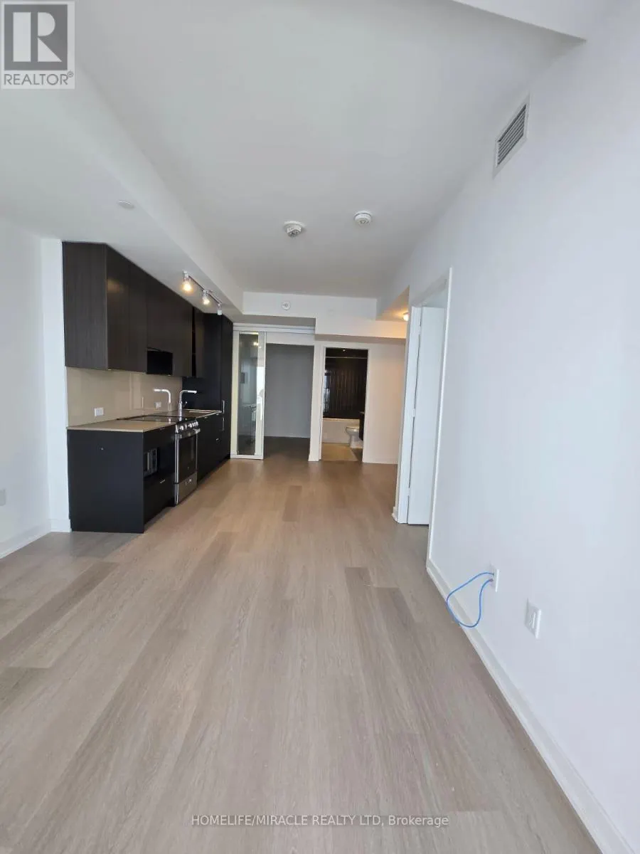 5106 - 3883 QUARTZ ROAD