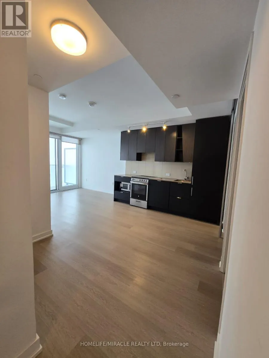 5106 - 3883 QUARTZ ROAD