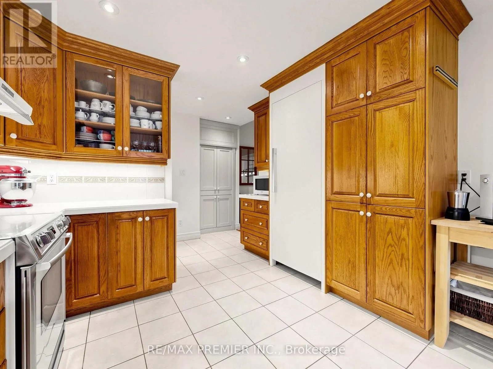#301 - 30 ANGLESEY BOULEVARD
