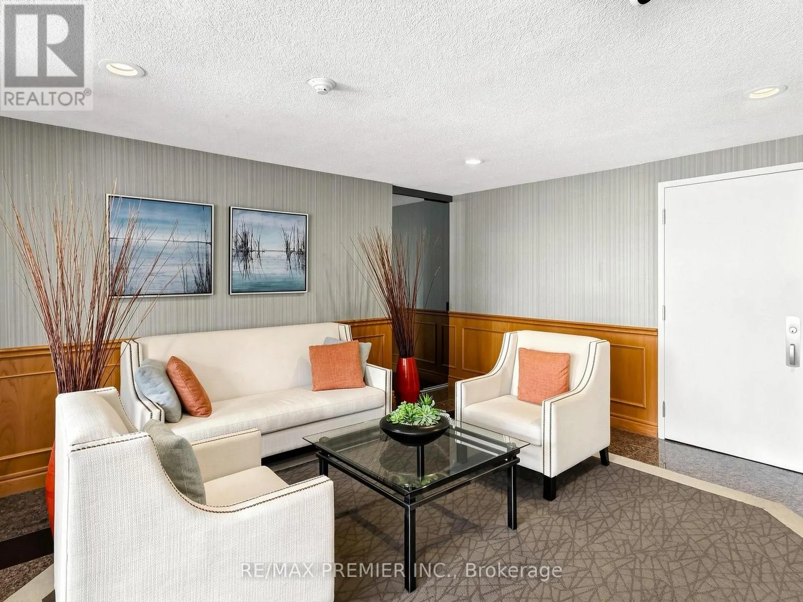 #301 - 30 ANGLESEY BOULEVARD