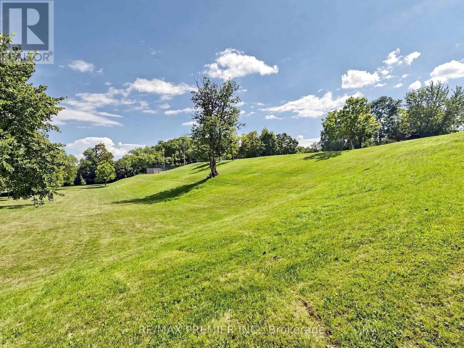 #301 - 30 ANGLESEY BOULEVARD