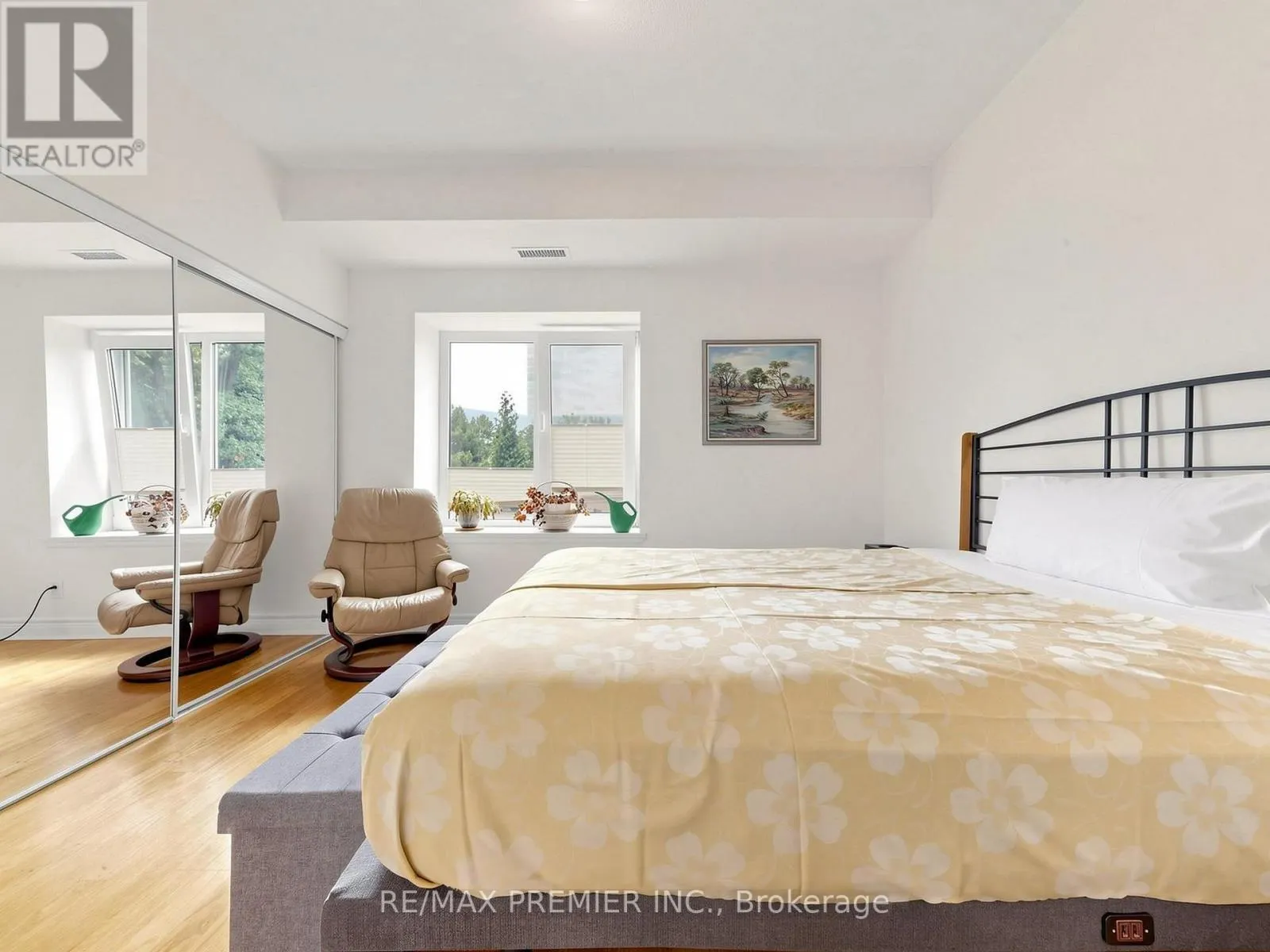 #301 - 30 ANGLESEY BOULEVARD