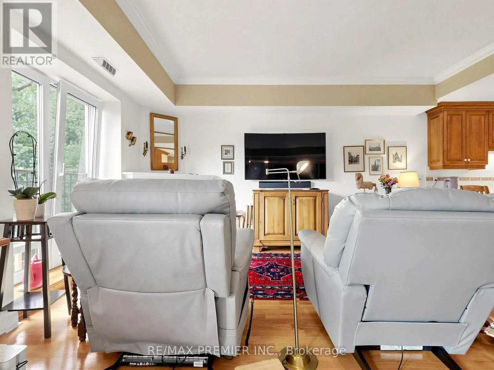 #301 - 30 ANGLESEY BOULEVARD
