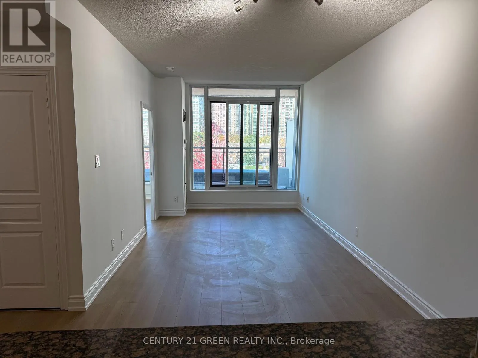 507 - 3525 KARIYA DRIVE