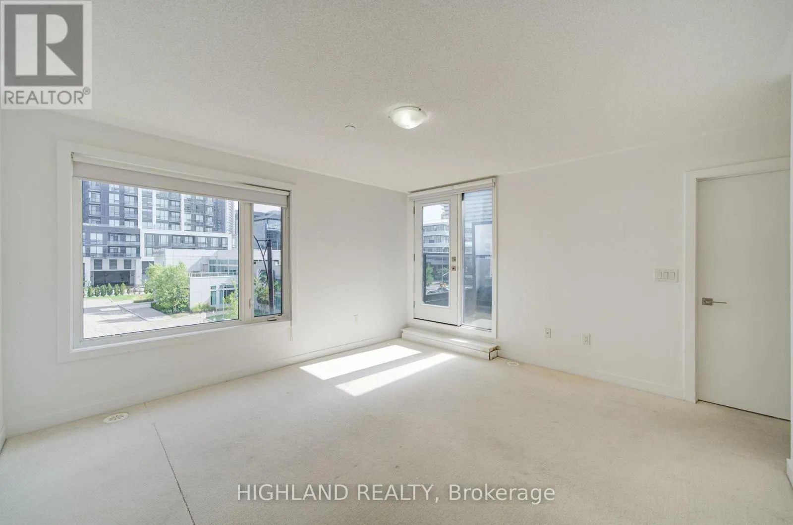 6 - 4010 PARKSIDE VILLAGE DRIVE