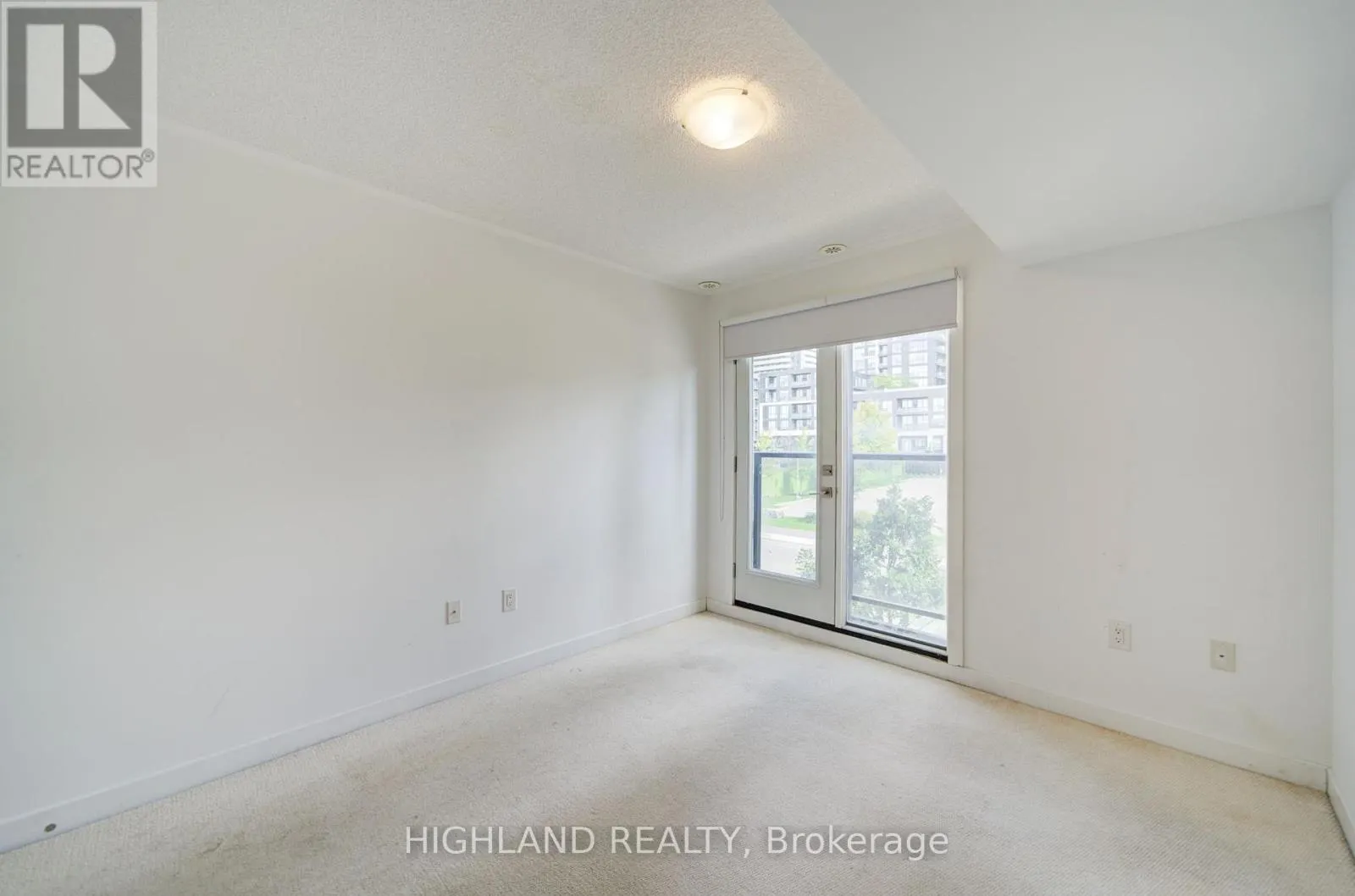 6 - 4010 PARKSIDE VILLAGE DRIVE