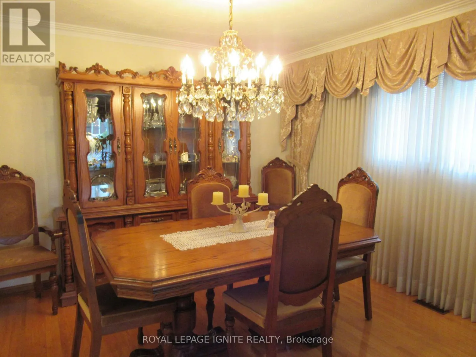 8 NEWLOVE COURT