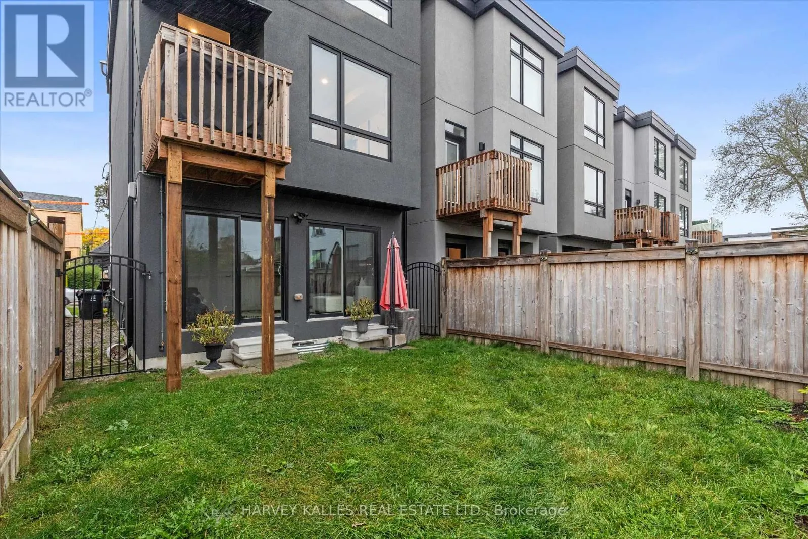 609A HARVIE AVENUE