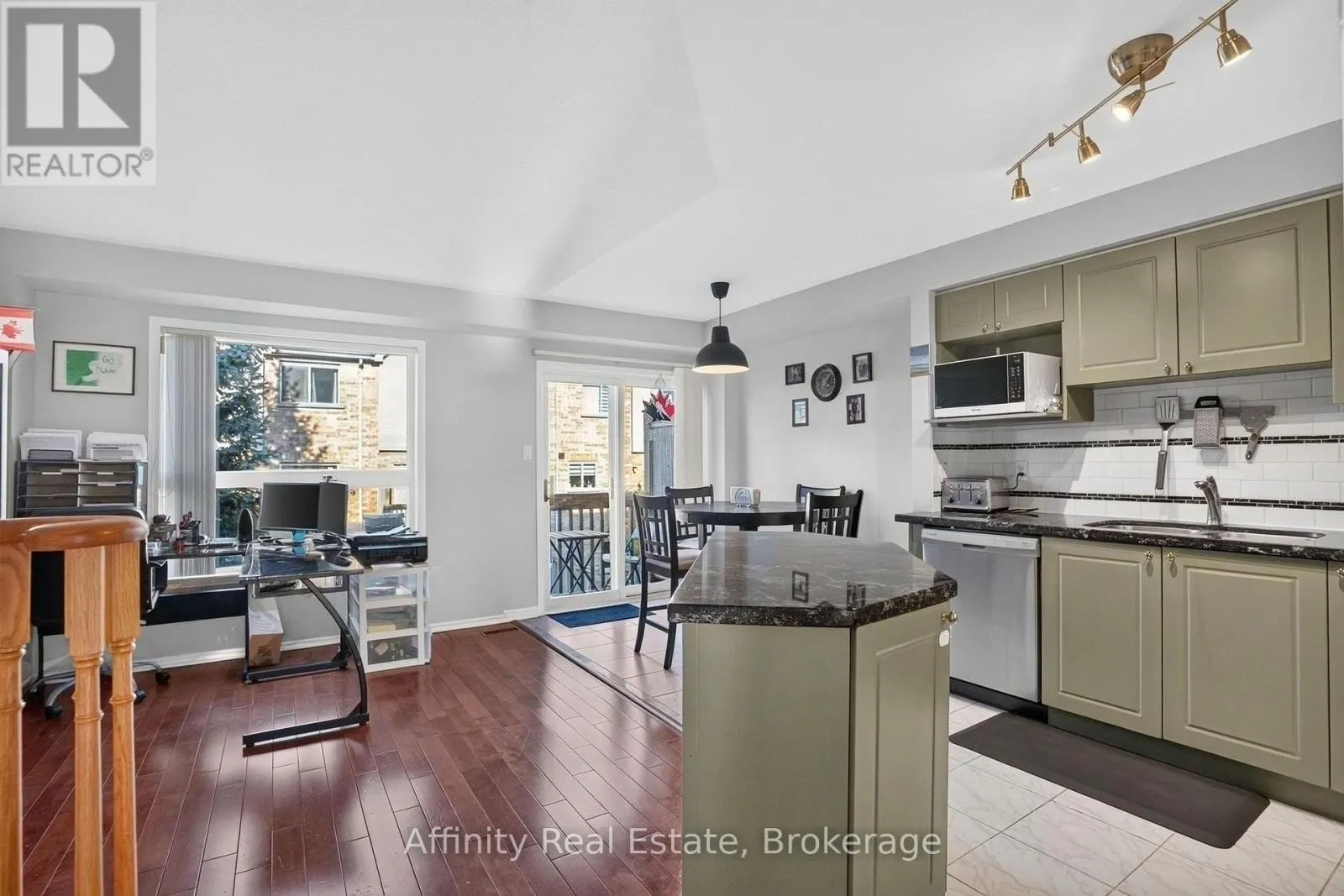 76 - 5530 GLEN ERIN DRIVE