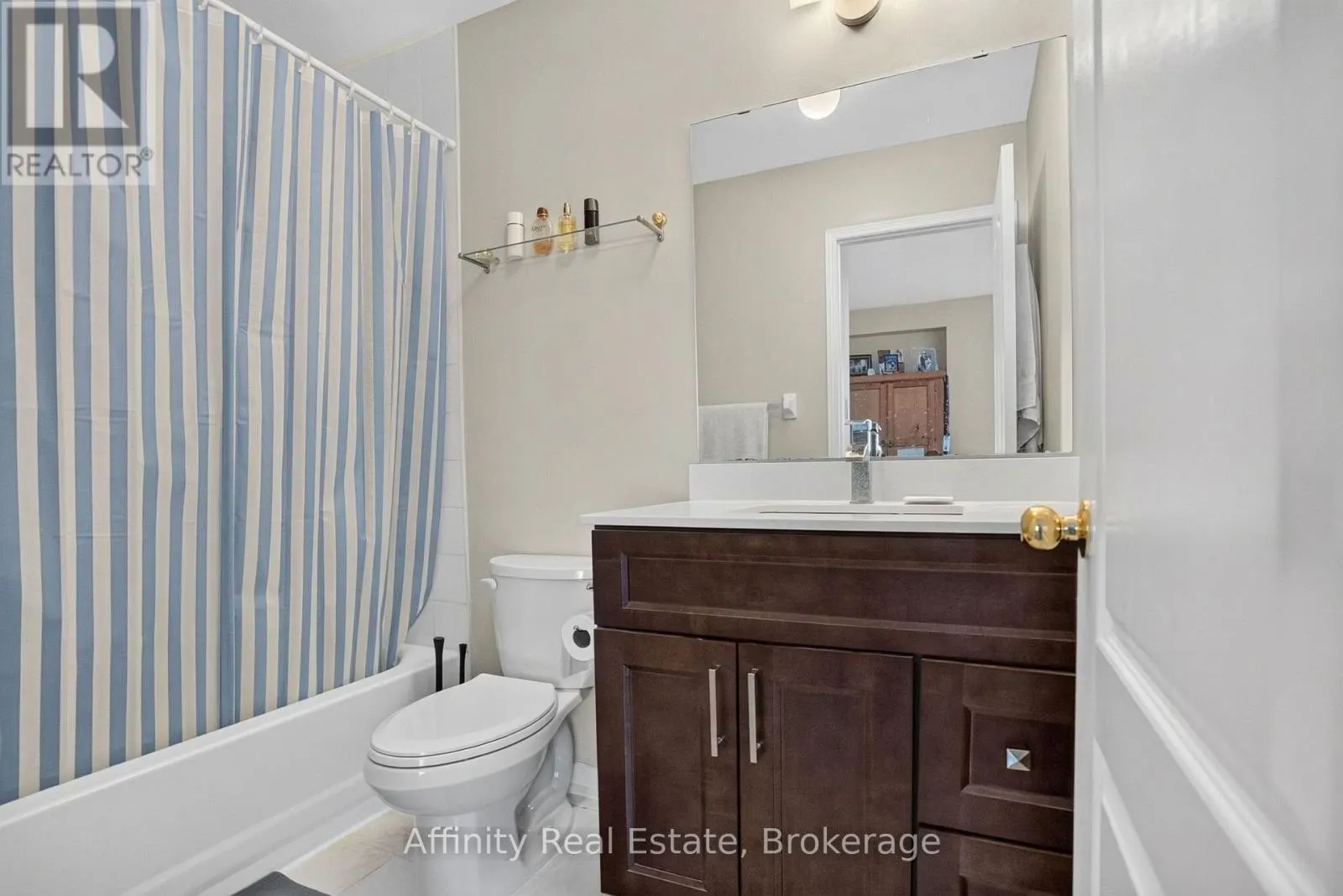76 - 5530 GLEN ERIN DRIVE