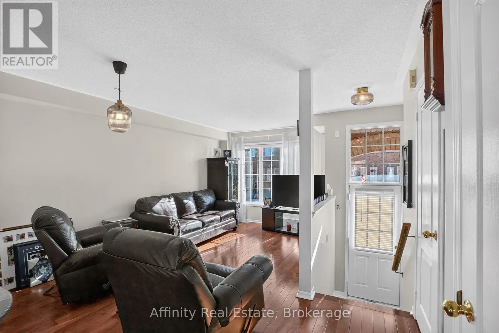 76 - 5530 GLEN ERIN DRIVE
