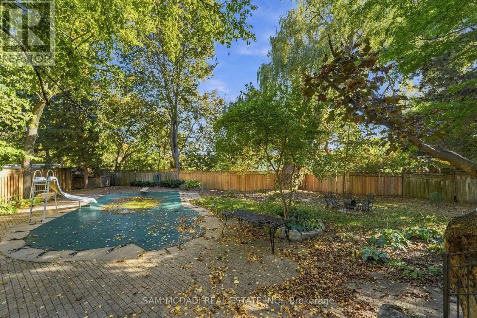 2480 MISSISSAUGA ROAD