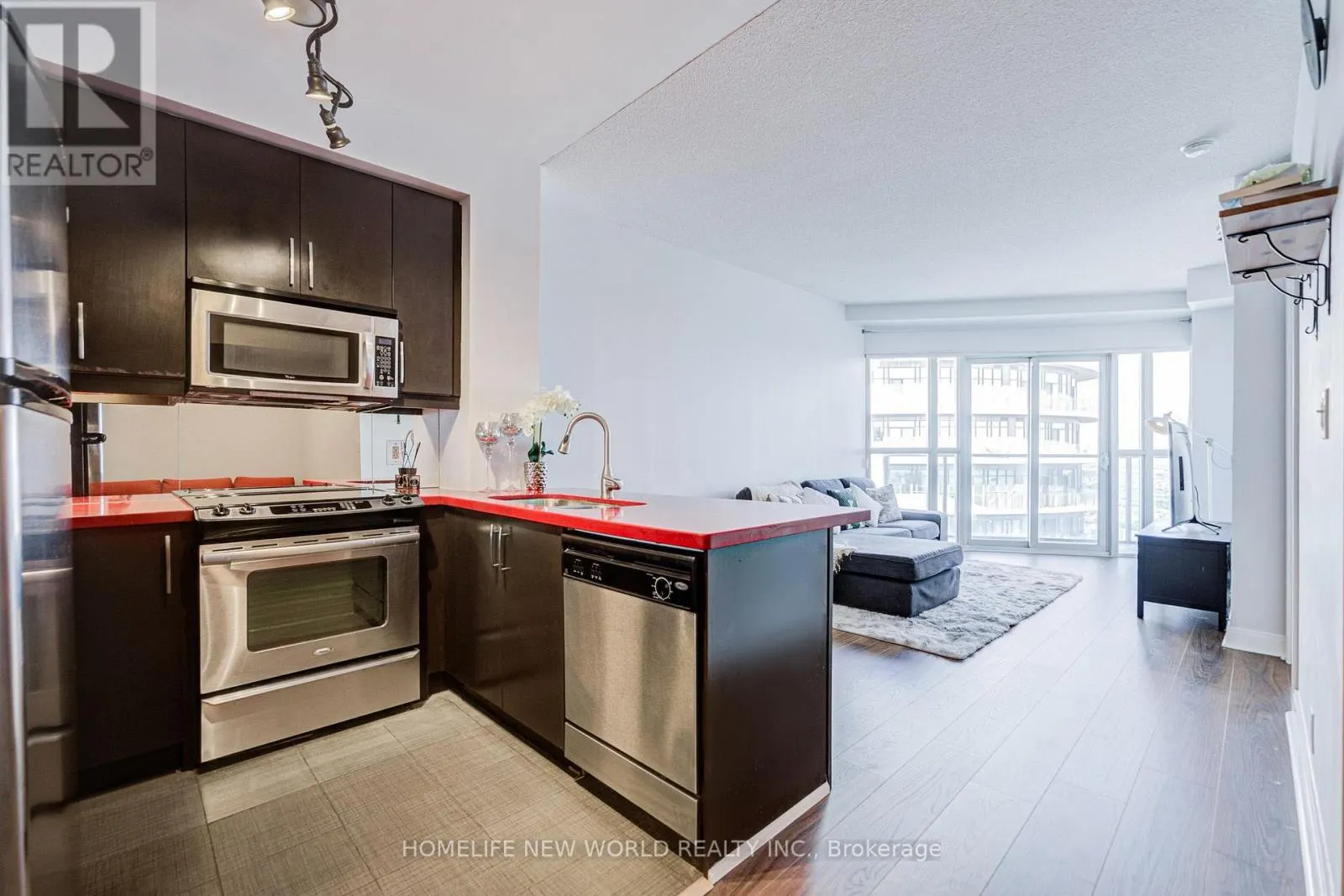 4906 - 60 ABSOLUTE AVENUE