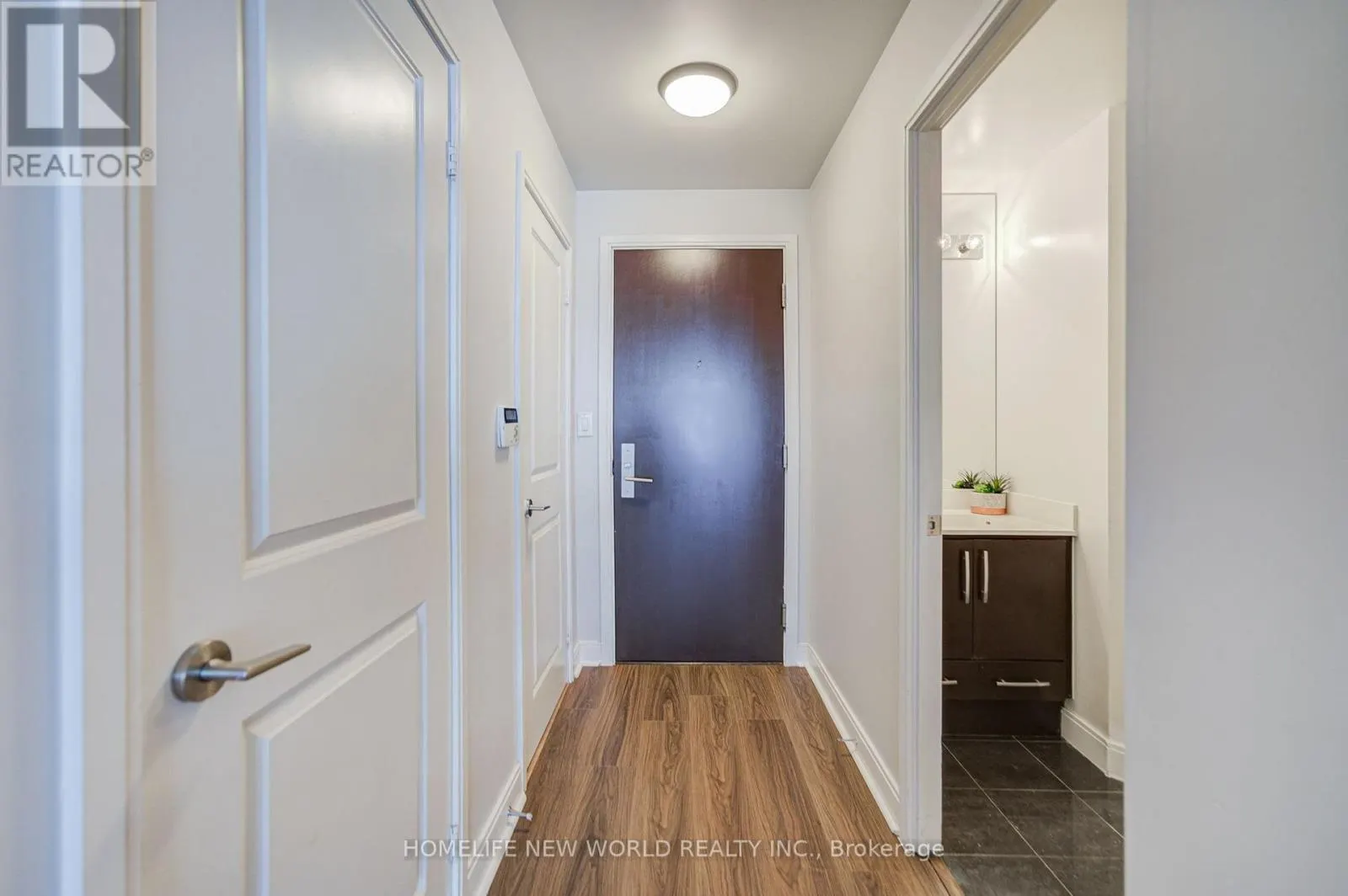 4906 - 60 ABSOLUTE AVENUE