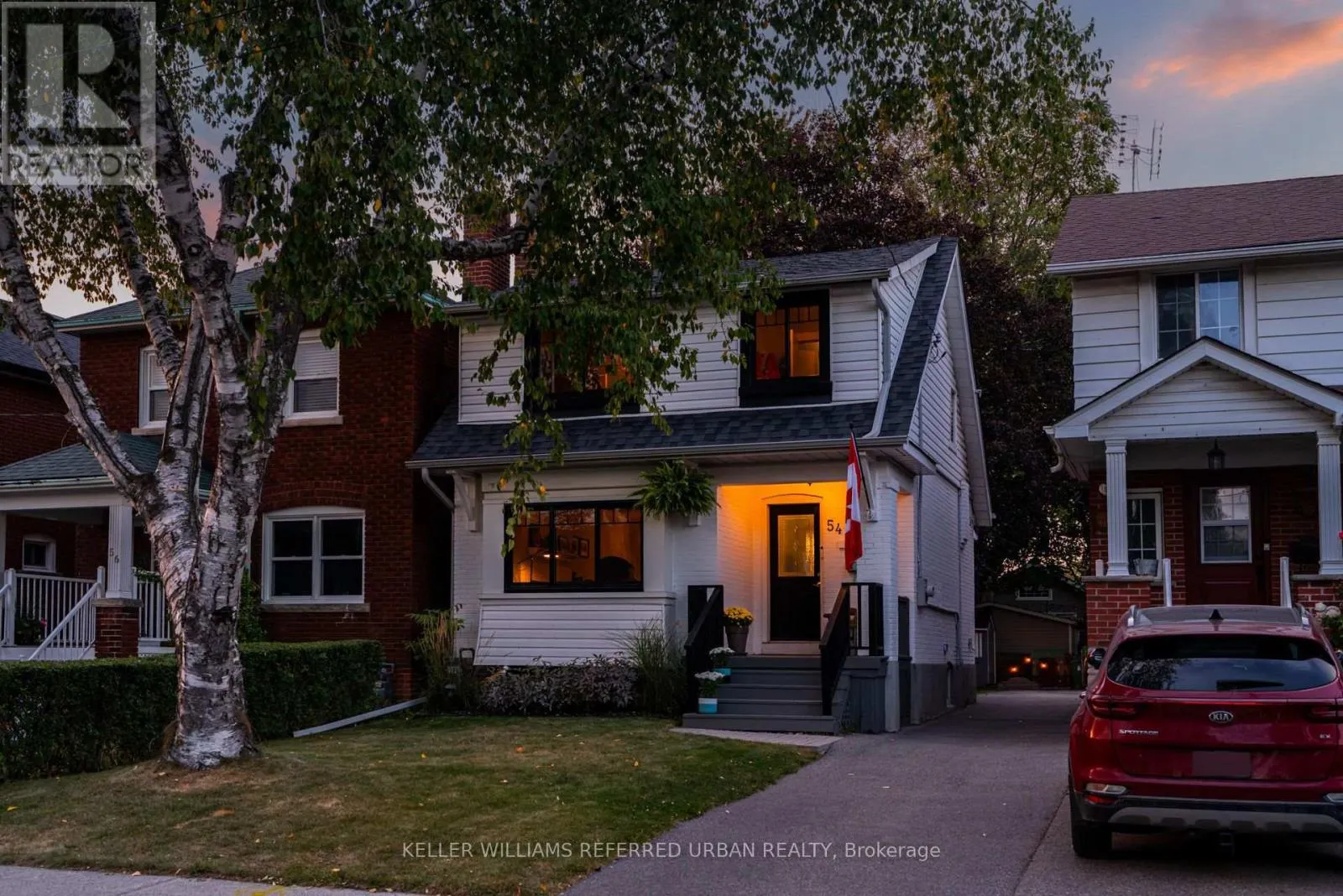 54 ALBANI STREET