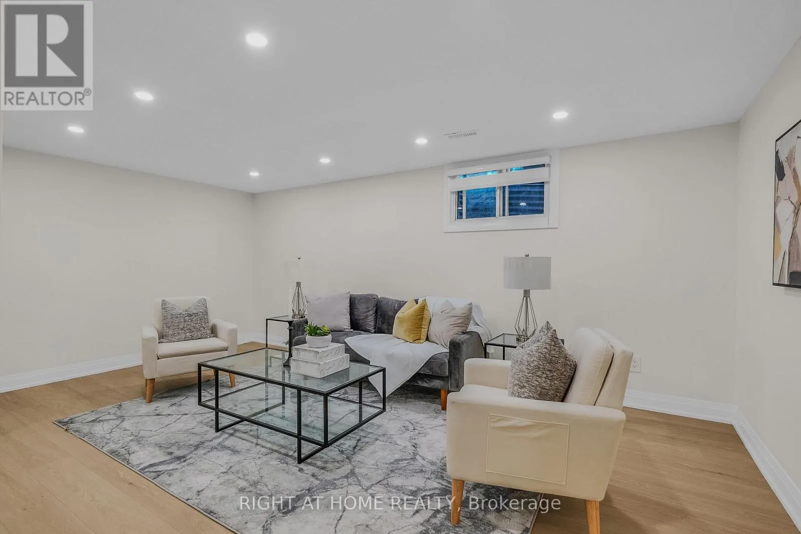 9 - 3665 FLAMEWOOD DRIVE