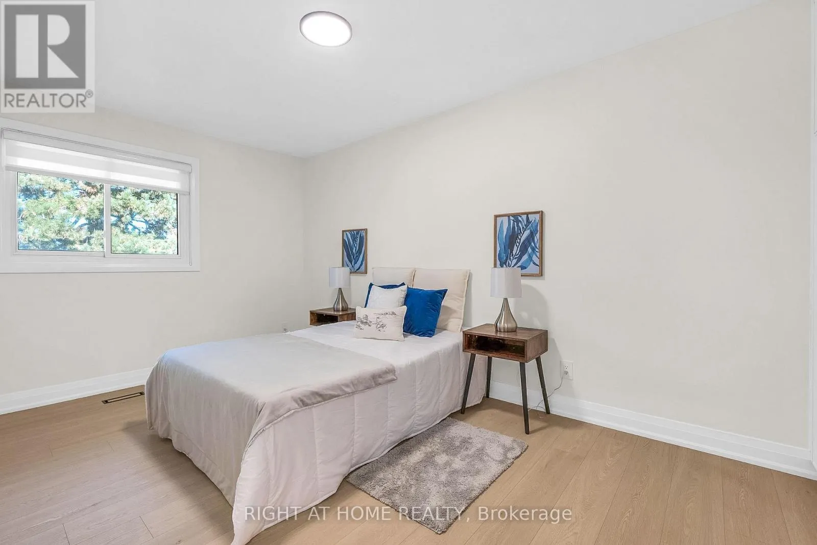 9 - 3665 FLAMEWOOD DRIVE