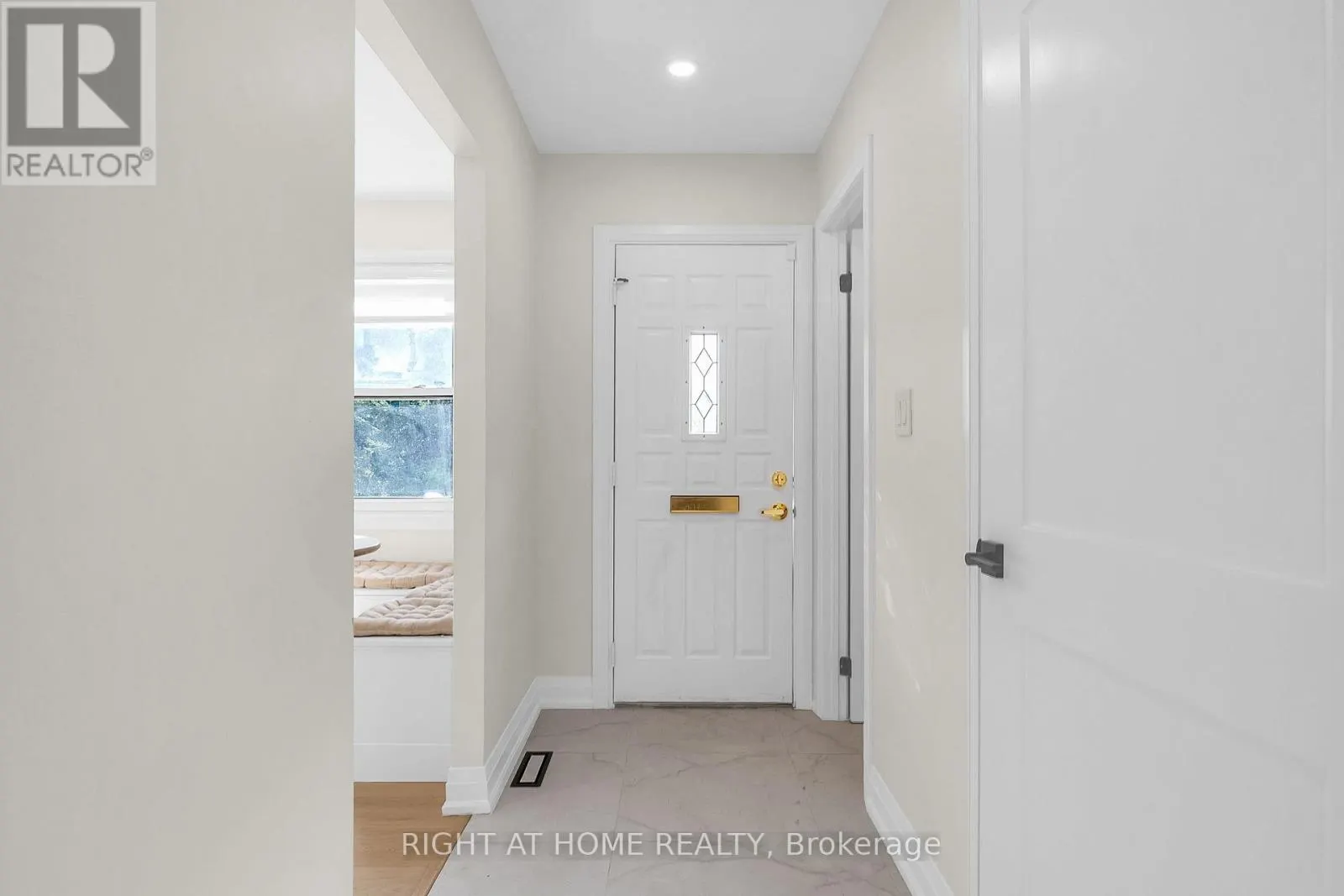 9 - 3665 FLAMEWOOD DRIVE