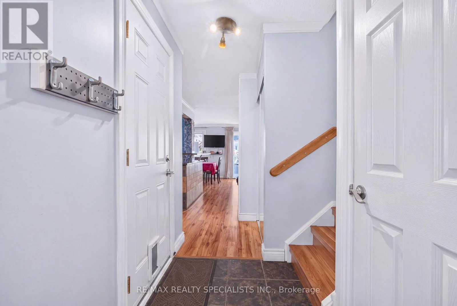 17 - 5610 MONTEVIDEO ROAD