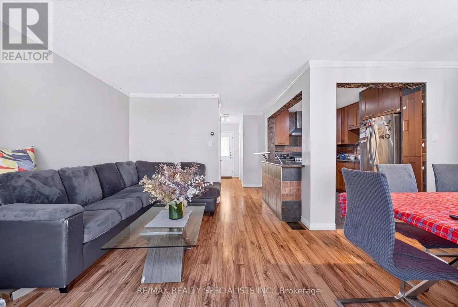 17 - 5610 MONTEVIDEO ROAD