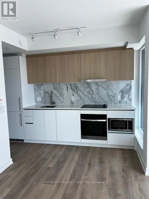 512 - 1100 SHEPPARD AVENUE W