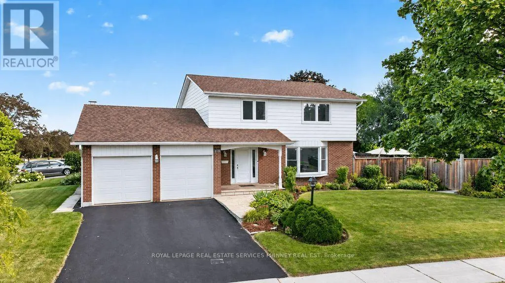 838 SADDLE CRESCENT