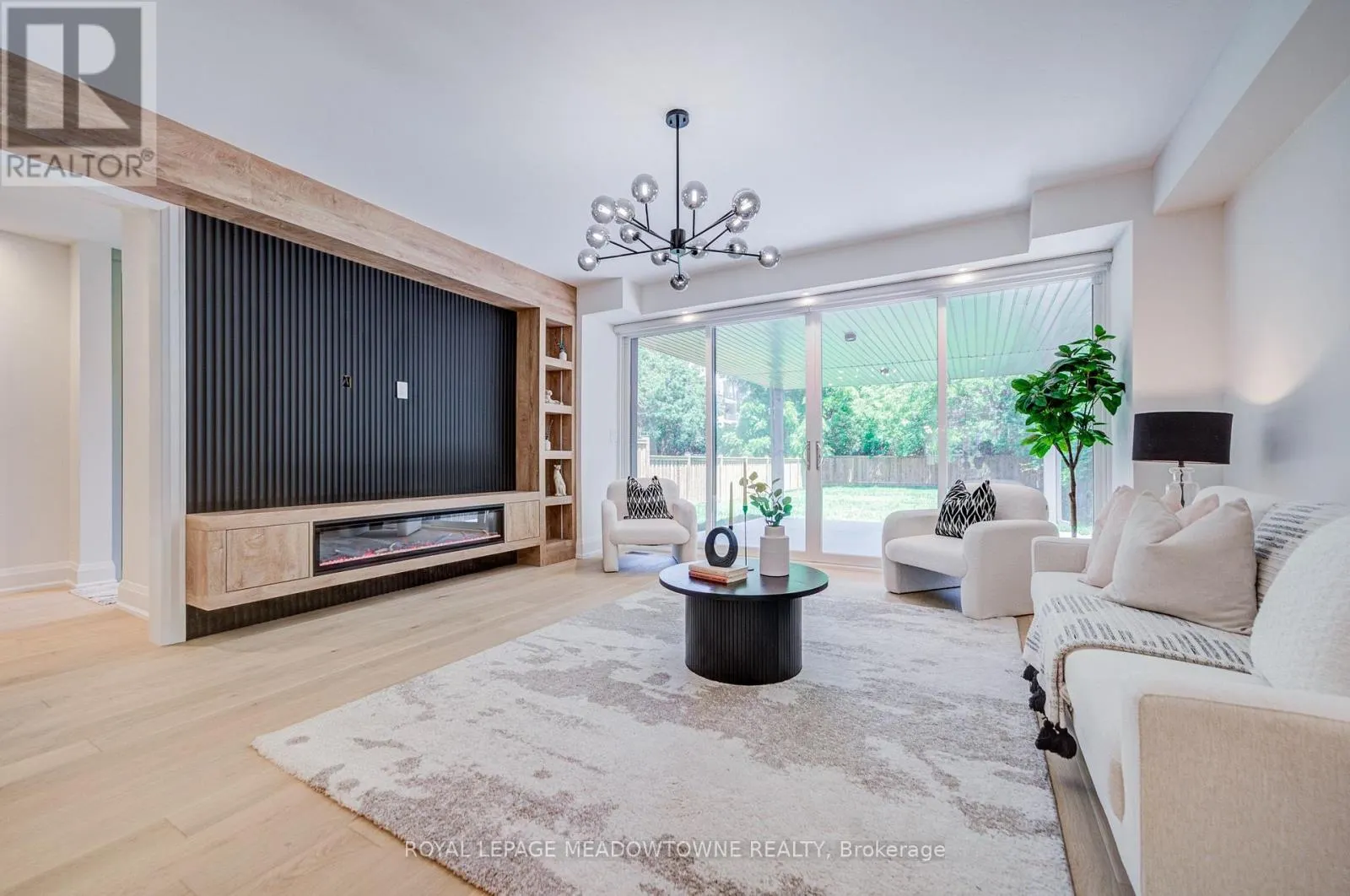 975 FILMANDALE ROAD