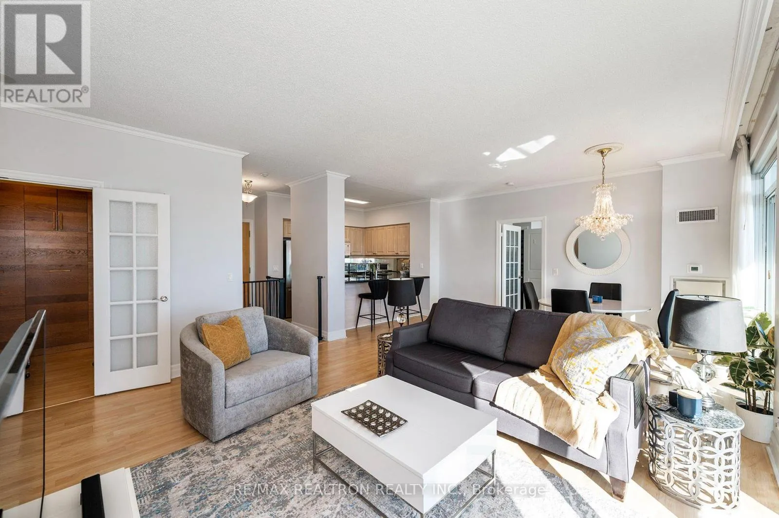 210 - 58 MARINE PARADE DRIVE