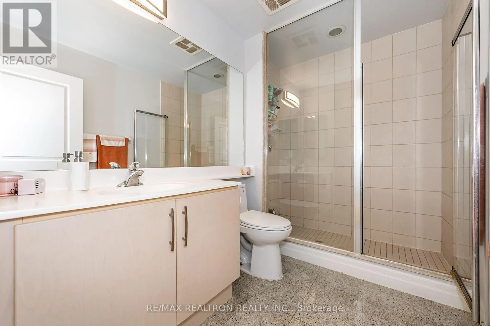 210 - 58 MARINE PARADE DRIVE