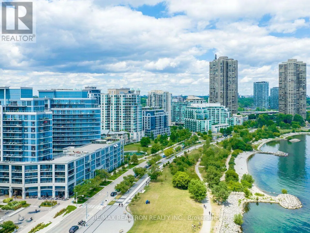 210 - 58 MARINE PARADE DRIVE
