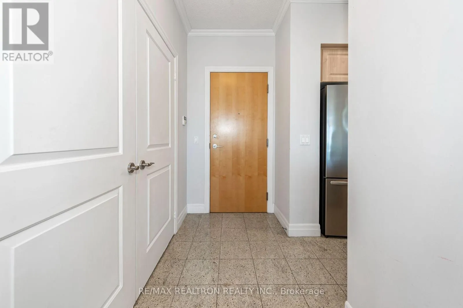 210 - 58 MARINE PARADE DRIVE