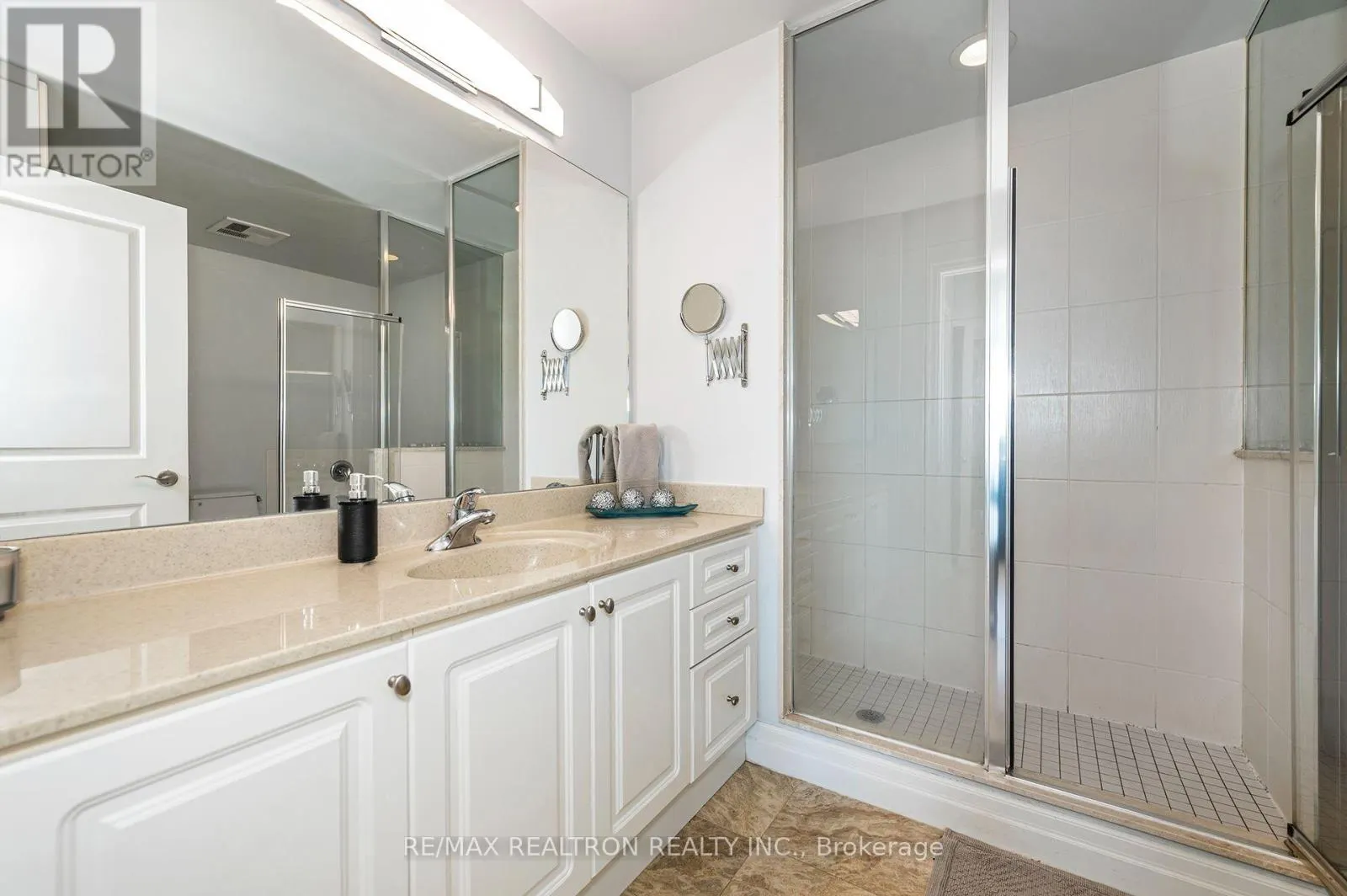 210 - 58 MARINE PARADE DRIVE