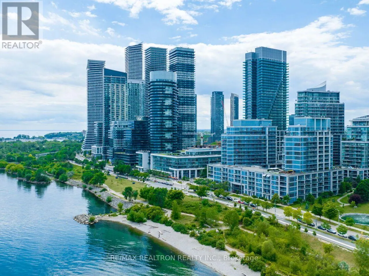 210 - 58 MARINE PARADE DRIVE