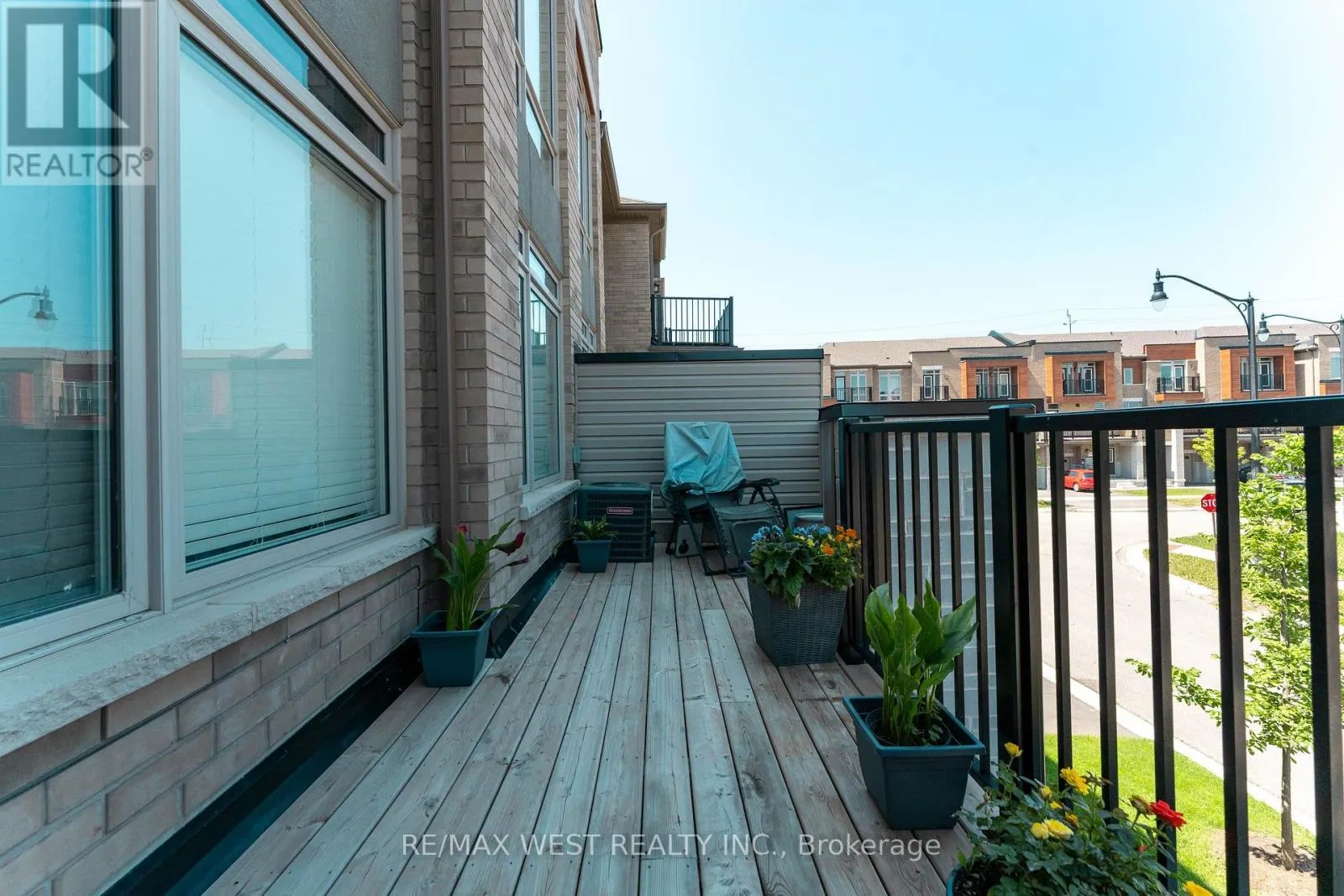29 ARROWVIEW DRIVE