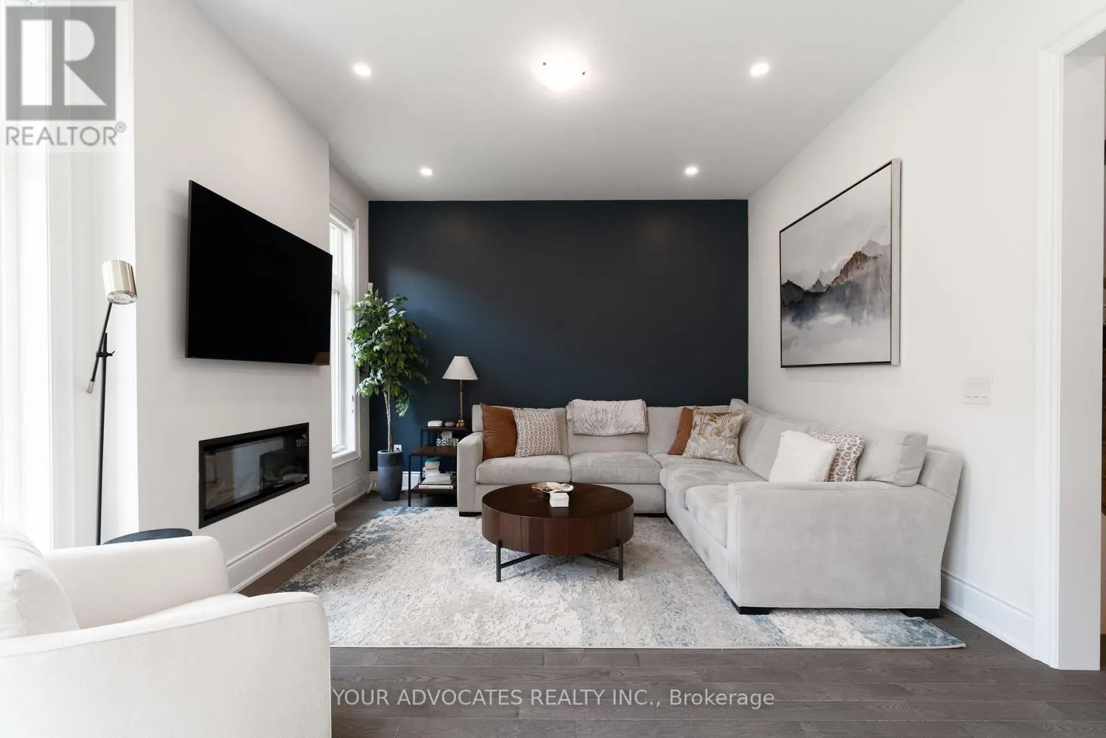 1390 QUEENS PLATE ROAD