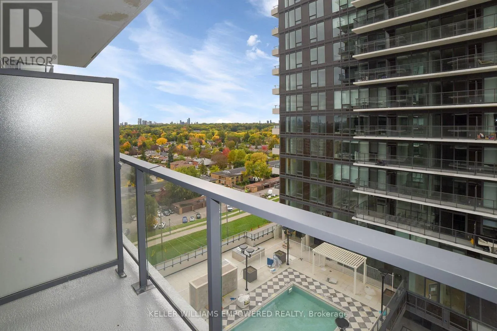 1218 - 4010 EGLINTON AVENUE W