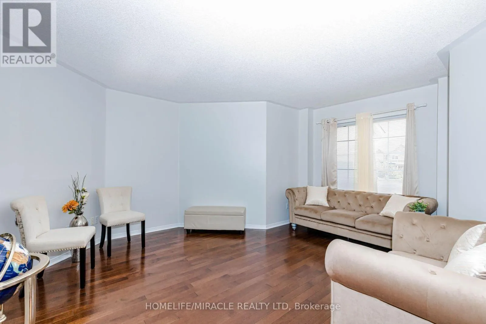 955 BRISTOL ROAD W