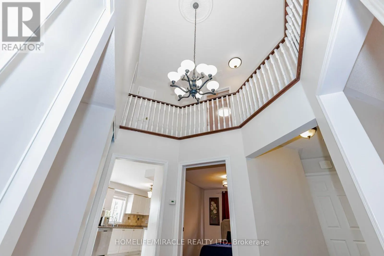 955 BRISTOL ROAD W