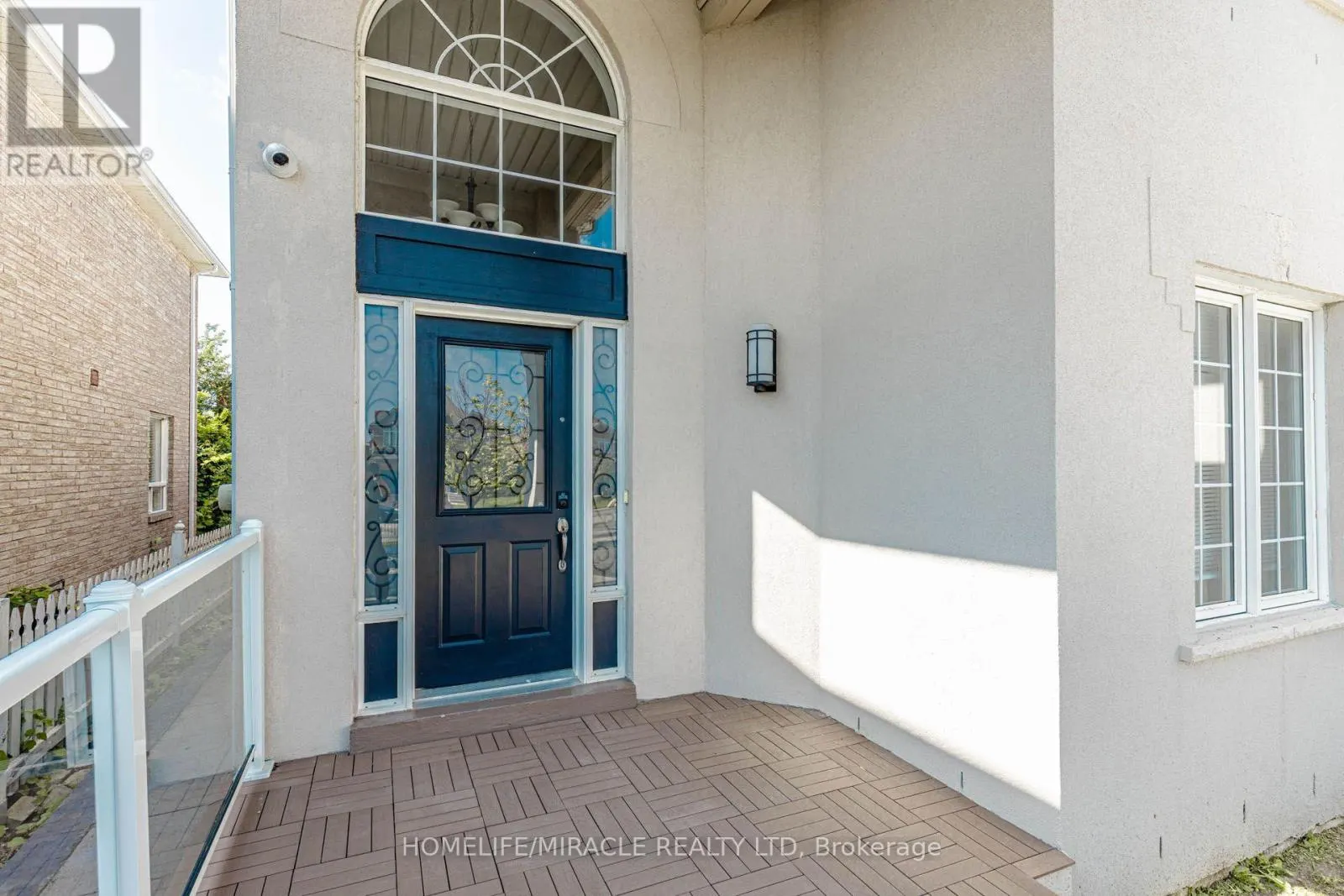 955 BRISTOL ROAD W