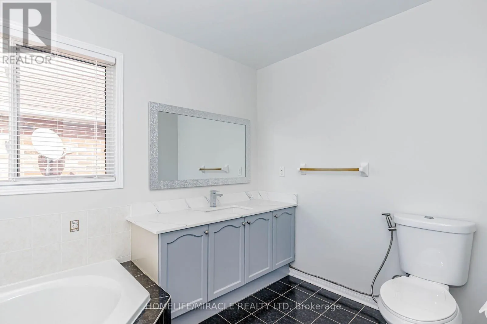 955 BRISTOL ROAD W