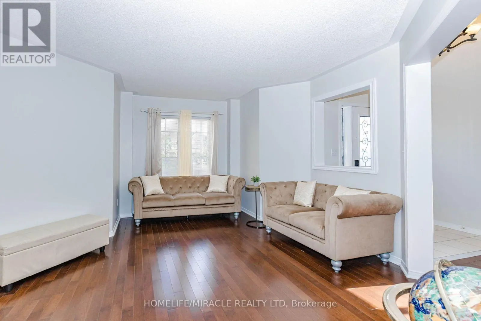 955 BRISTOL ROAD W