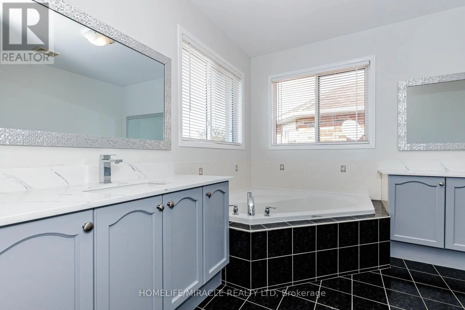 955 BRISTOL ROAD W