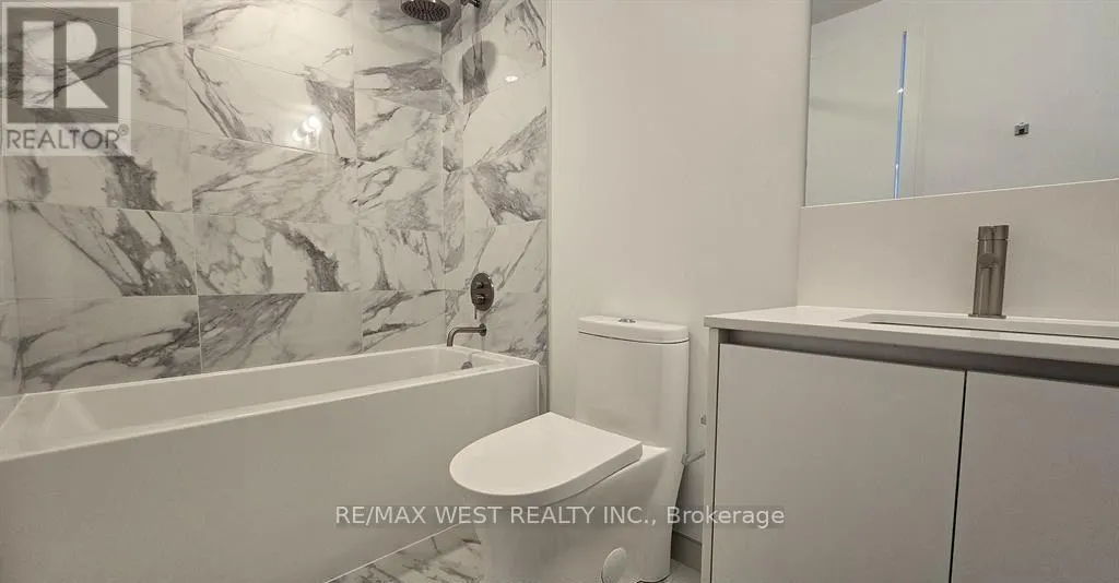 236 - 1100 SHEPPARD AVENUE W