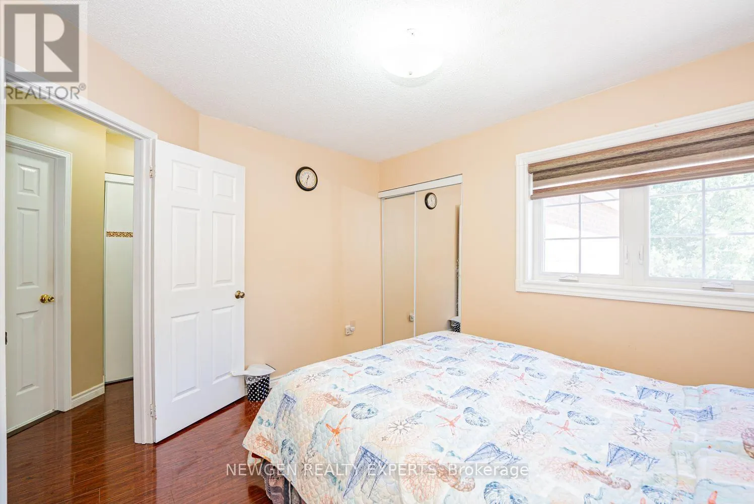 42 MCCLEAVE CRESCENT