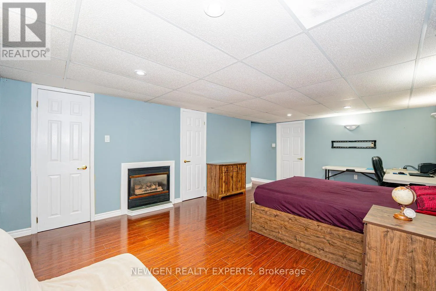 42 MCCLEAVE CRESCENT