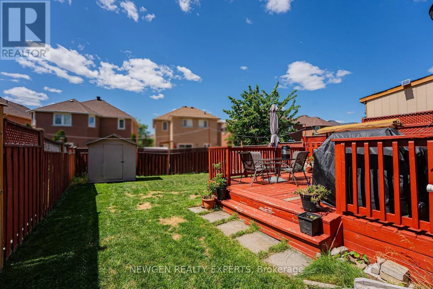 42 MCCLEAVE CRESCENT